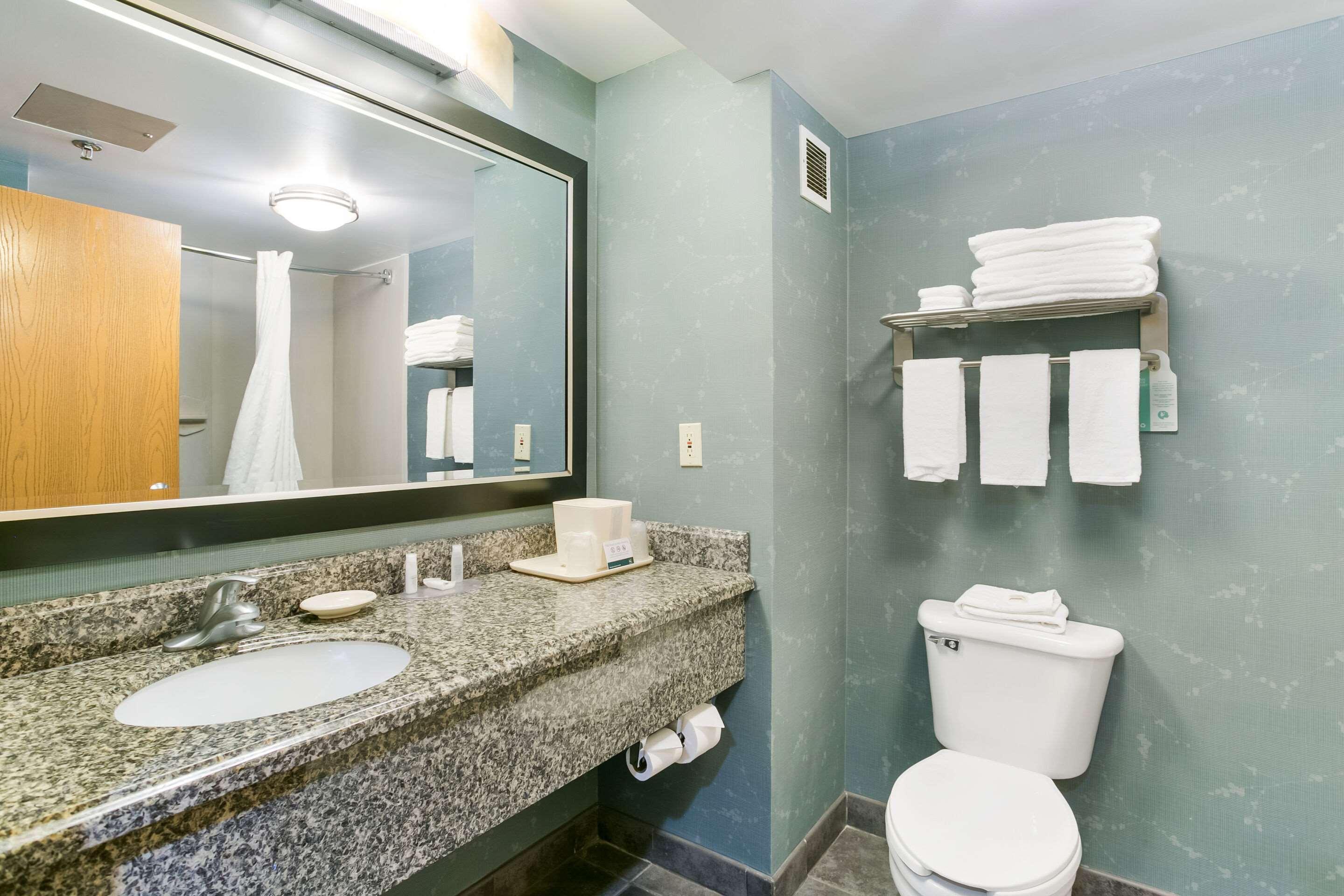 Quality Inn & Suites Bel Air I-95 Exit 77A Zewnętrze zdjęcie