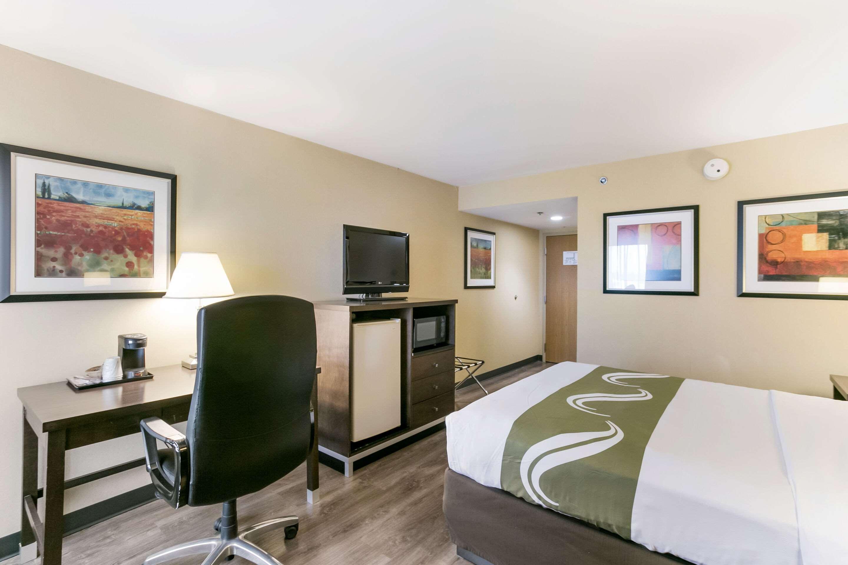 Quality Inn & Suites Bel Air I-95 Exit 77A Zewnętrze zdjęcie